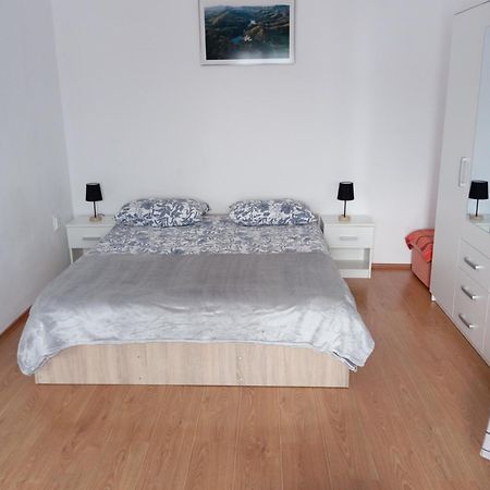 Studio Bella Ровинь Экстерьер фото