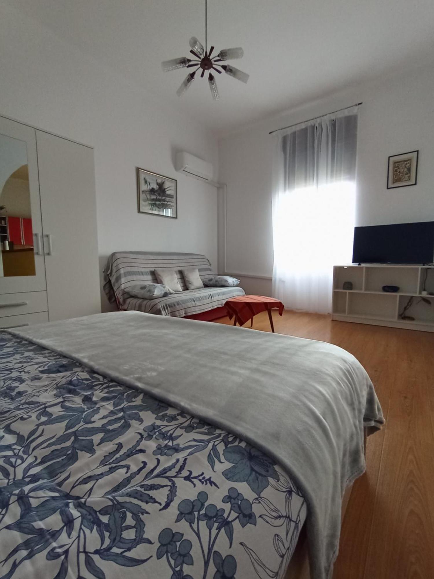 Studio Bella Ровинь Экстерьер фото