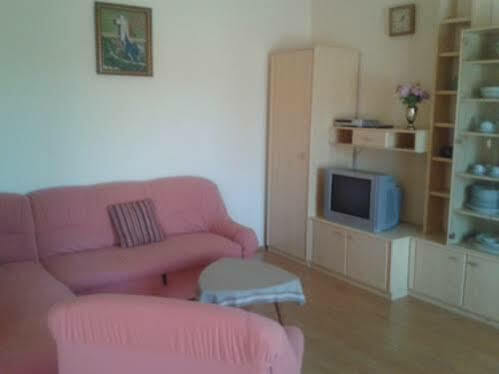 Studio Bella Ровинь Экстерьер фото